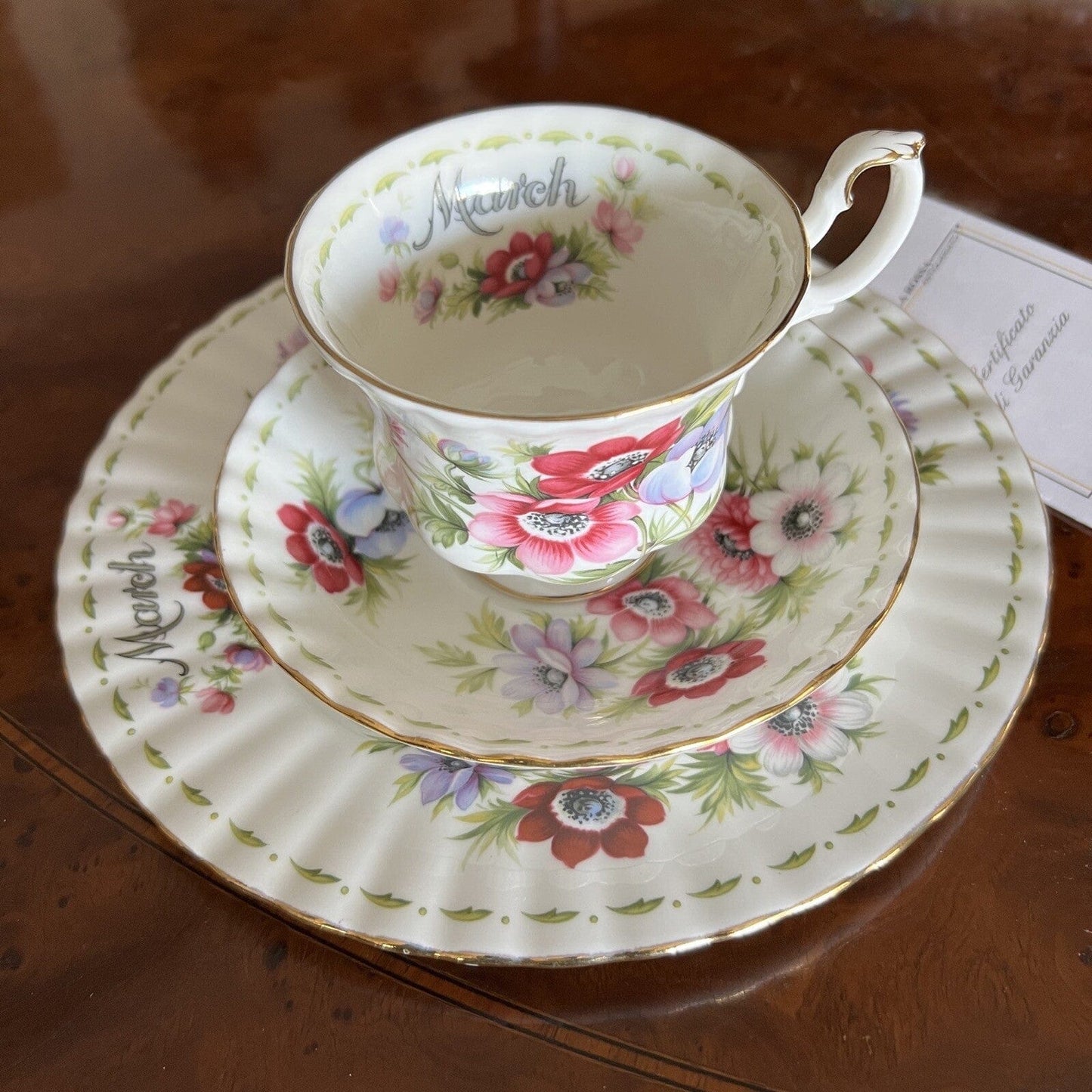 Piatto da dolce per frutta Royal Albert con mese Flower Of The Month Marzo Categoria Servizio tazze - Tazze