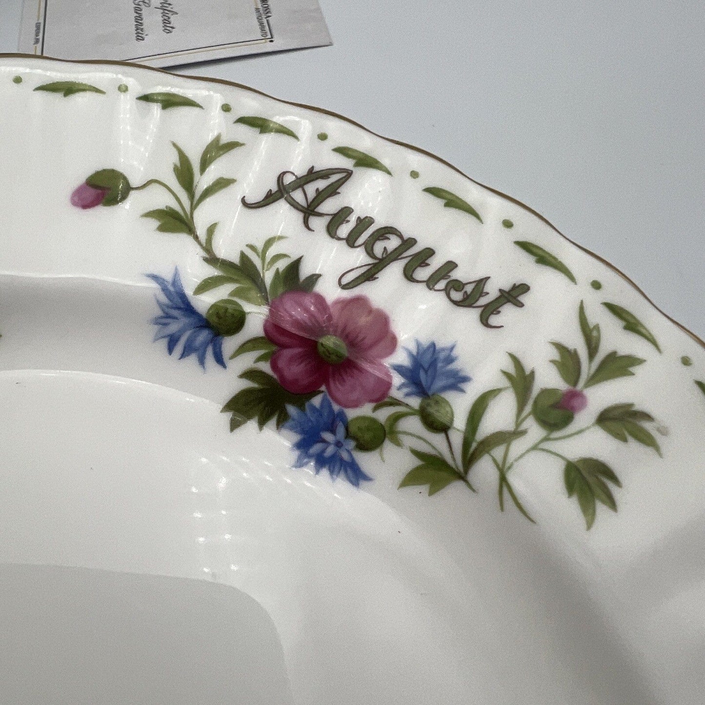 Piatto da dolce per frutta Royal Albert con mese Flower Of The Tè Month AGOSTO Categoria Servizio tazze - Tazze