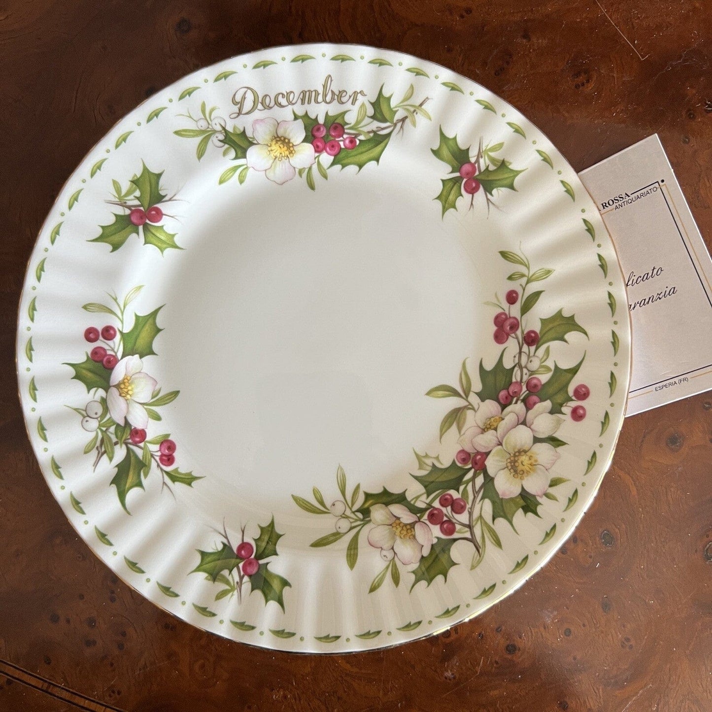 Piatto da dolce per frutta Royal Albert con mese Flower Of The Tè Month DICEMBRE Categoria Servizio tazze - Tazze