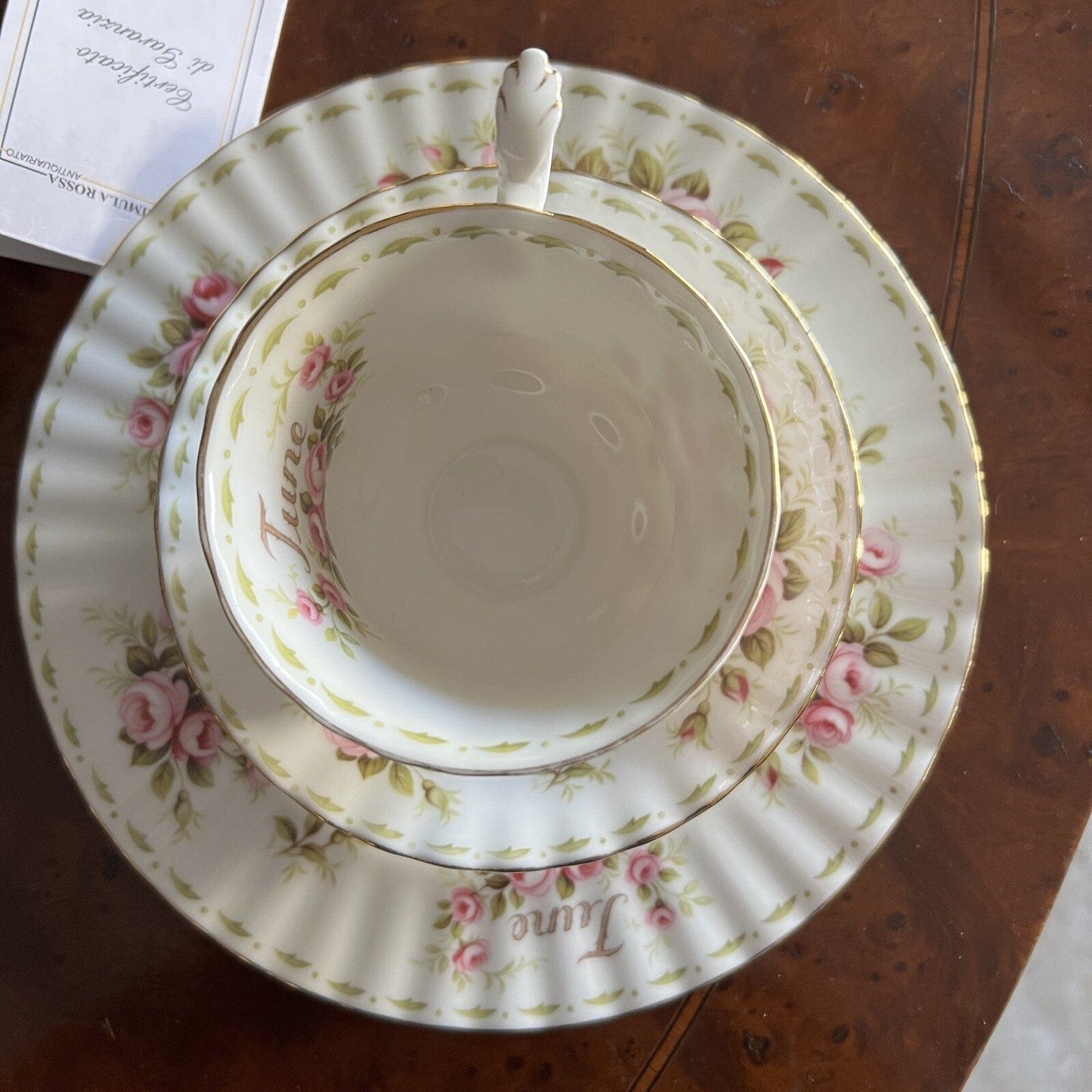 Piatto da dolce per frutta Royal Albert con mese Flower Of The Tè Month GIUGNO Categoria Servizio tazze - Tazze