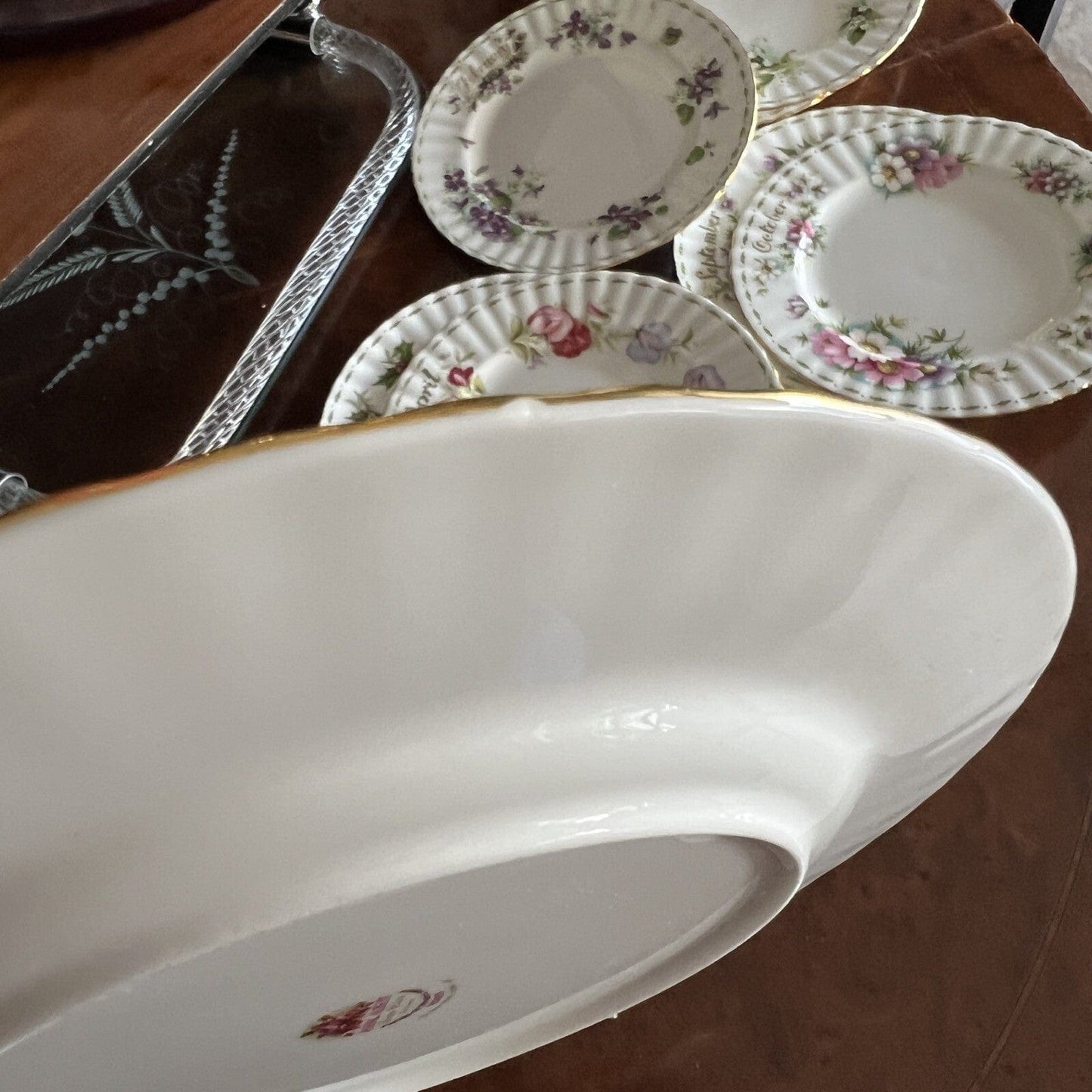 Piatto da dolce per frutta Royal Albert con mese Flower Of The Tè Month GIUGNO Categoria Servizio tazze - Tazze