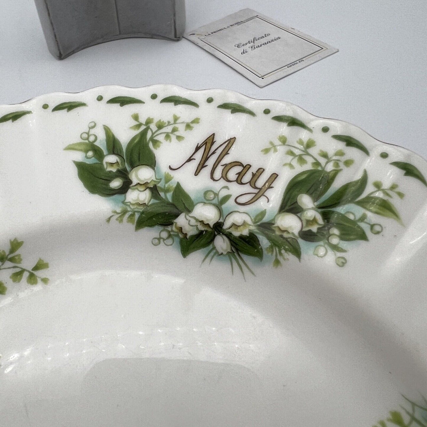Piatto da dolce per frutta Royal Albert con mese inglese piattino Maggio 21 cm Categoria Servizio tazze - Tazze