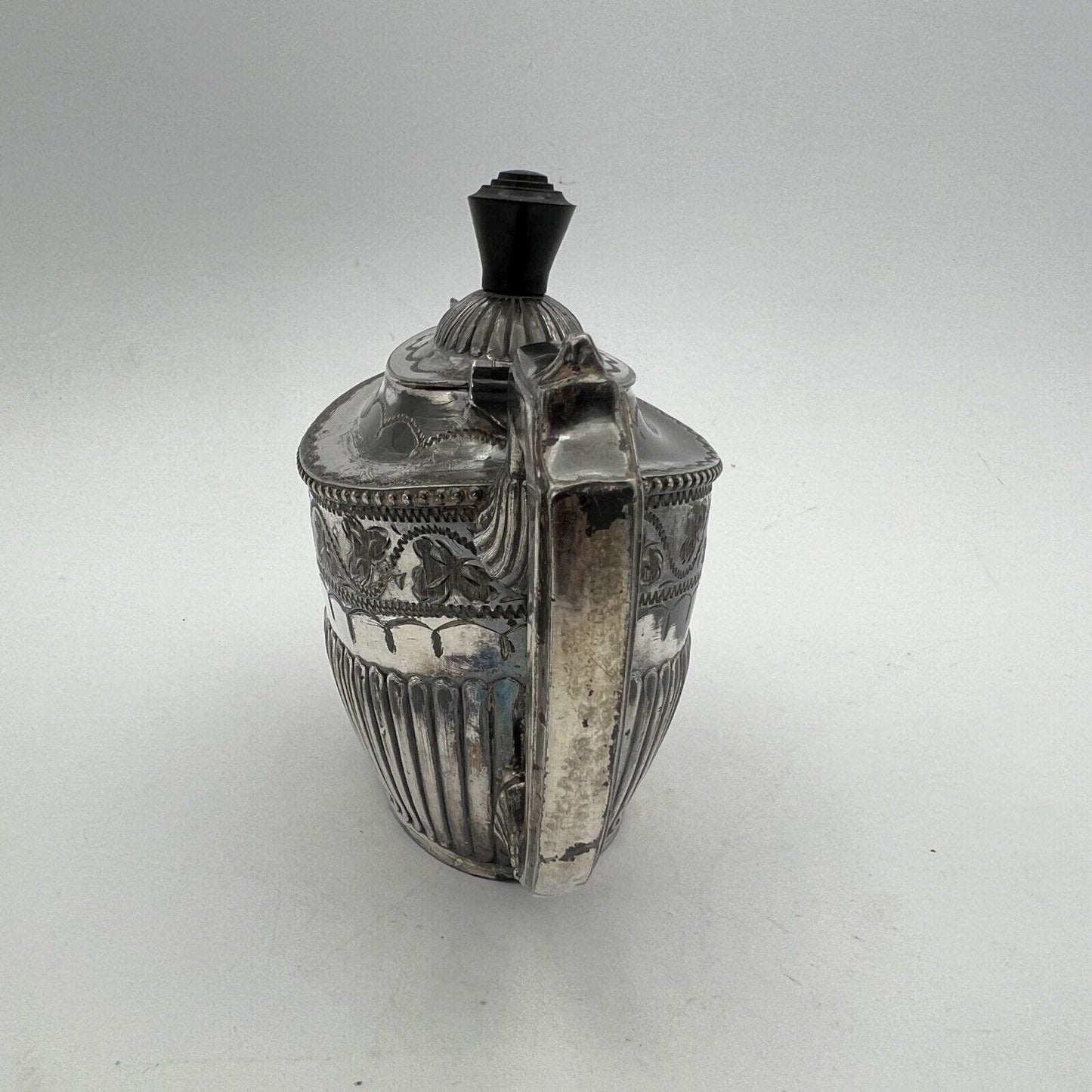 Piccola teiera antica inglese in argento silver plated sheffield d'epoca 800 Categoria Sheffield & Argento