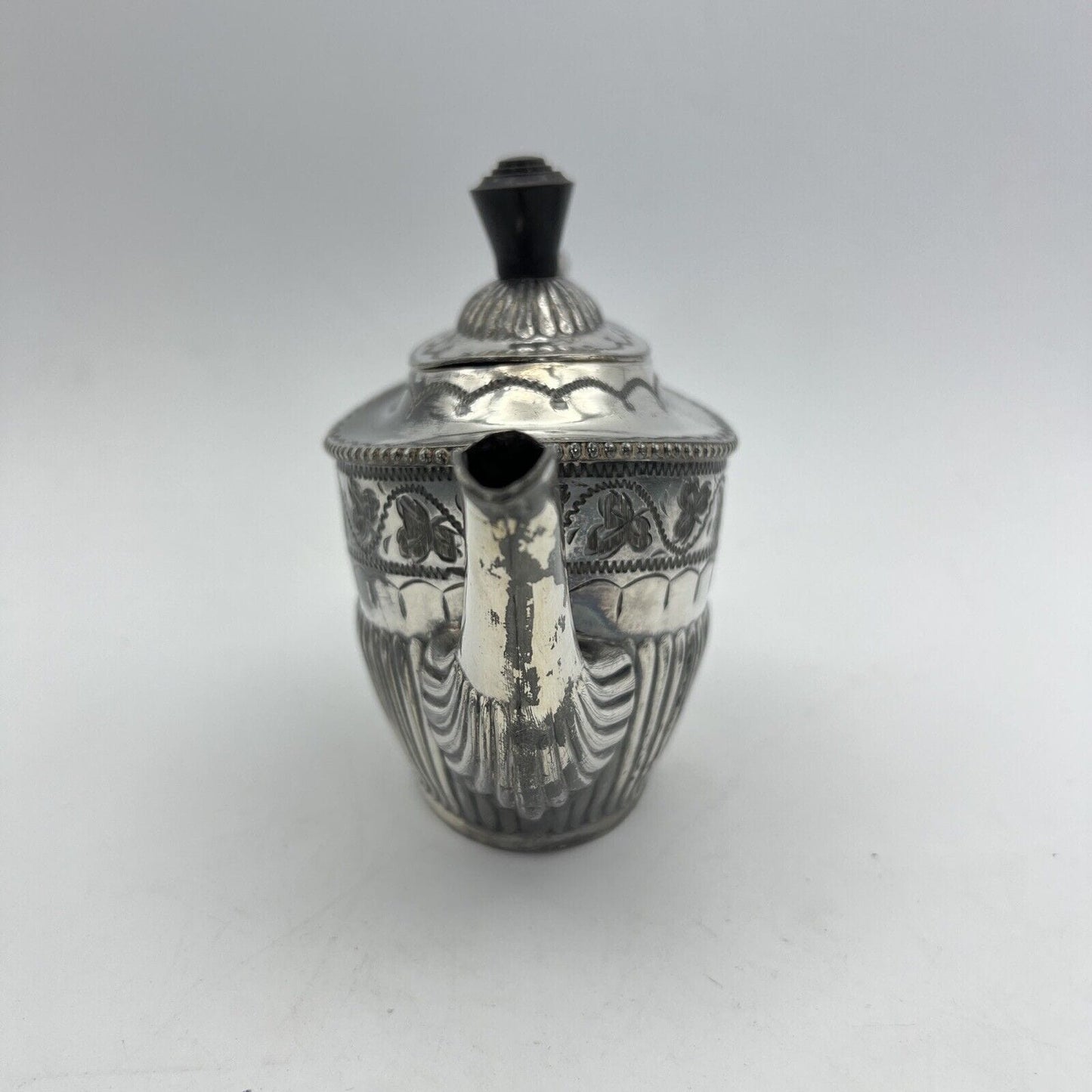 Piccola teiera antica inglese in argento silver plated sheffield d'epoca 800 Categoria Sheffield & Argento