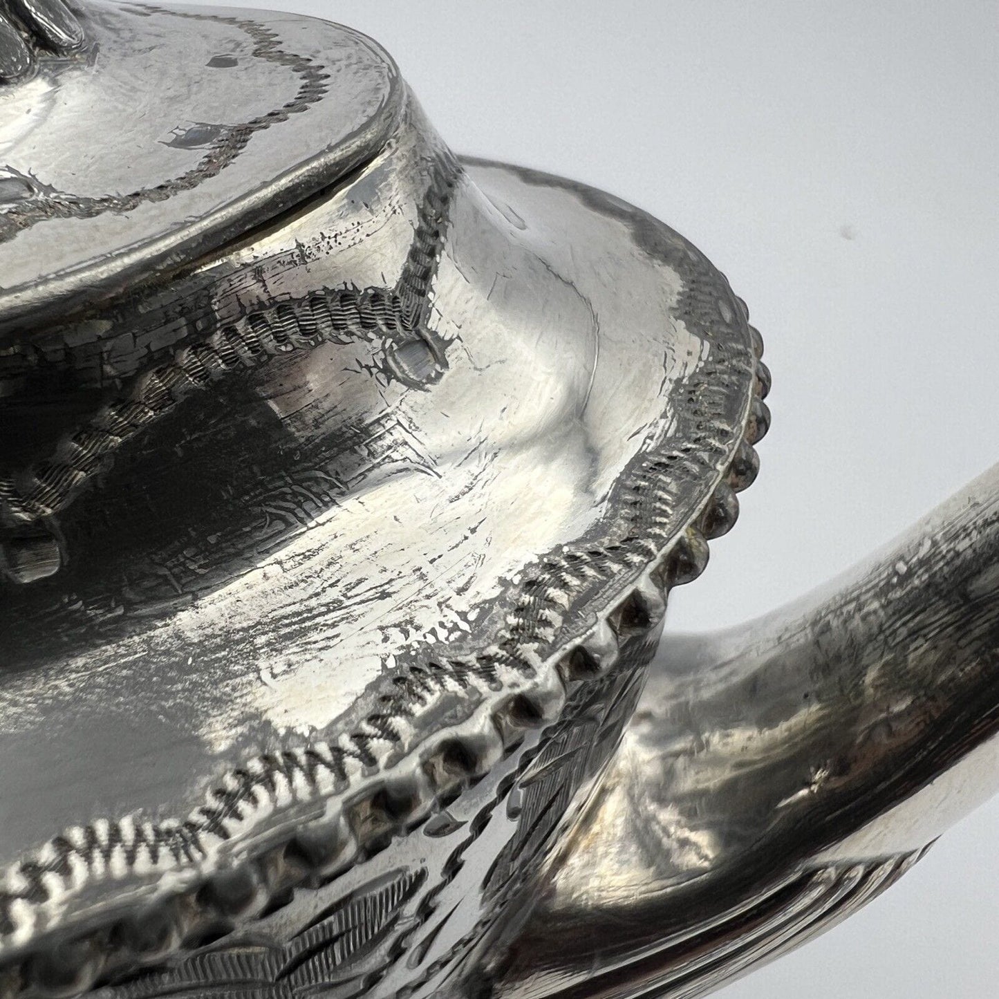 Piccola teiera antica inglese in argento silver plated sheffield d'epoca 800 Categoria Sheffield & Argento