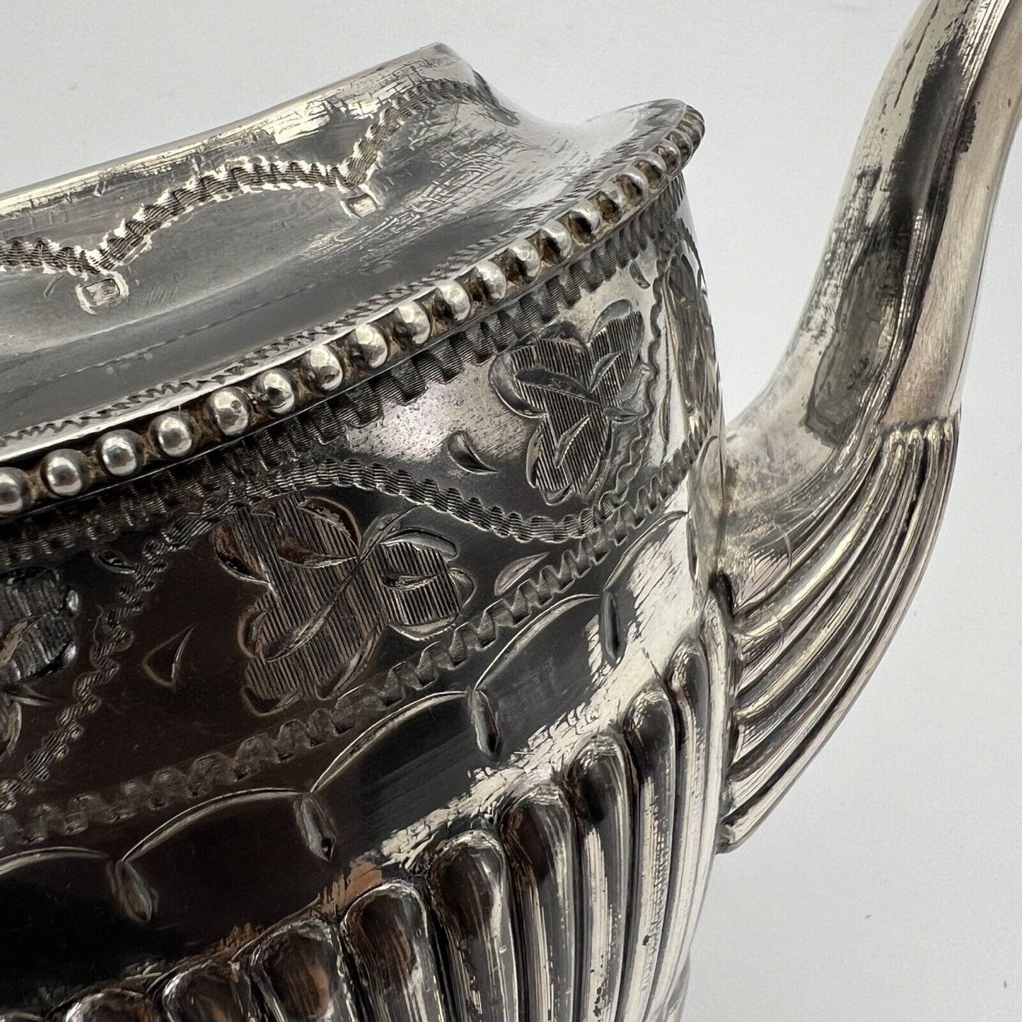 Piccola teiera antica inglese in argento silver plated sheffield d'epoca 800 Categoria Sheffield & Argento