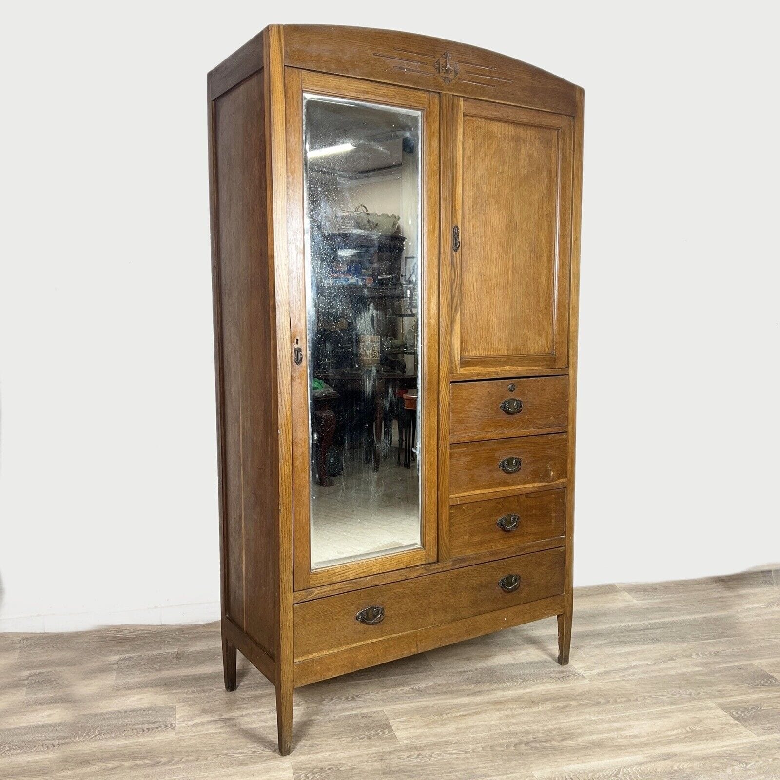 Piccolo Armadio guardaroba antico 1 anta armadietto dispensa stile arte povera Categoria  Servante - Servantini