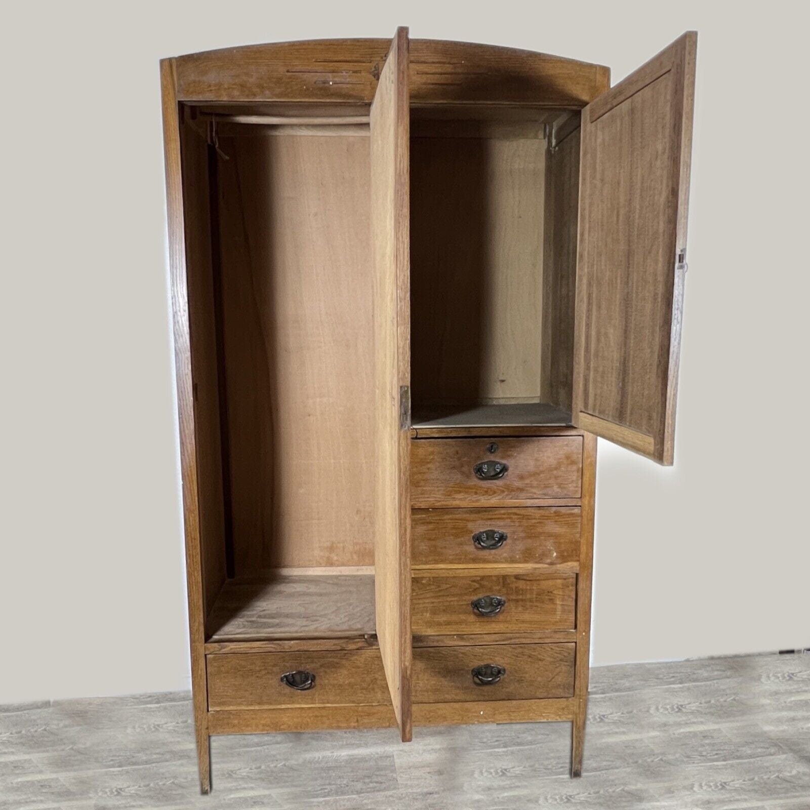 Piccolo Armadio guardaroba antico 1 anta armadietto dispensa stile arte povera Categoria  Servante - Servantini