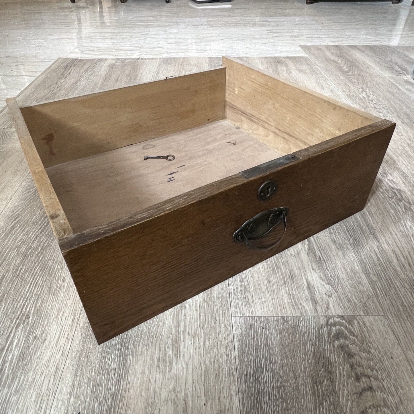 Piccolo Armadio guardaroba antico 1 anta armadietto dispensa stile arte povera Categoria  Servante - Servantini