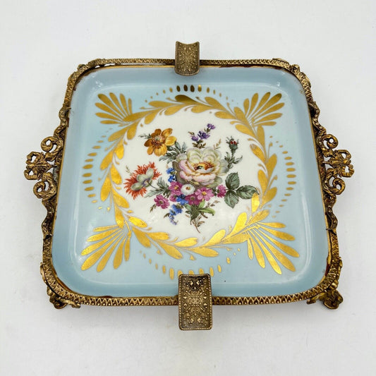 Portacenere piatto alzatina vintage antico in porcellana Limoges e ottone fiori Categoria Oggetti per fumatori