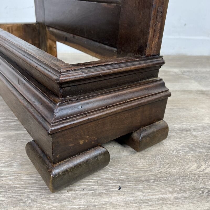 Portaombrelli antico in legno e ferro porta ombrelli epoca 900 bastoni vintage Categoria Complementi d'arredo