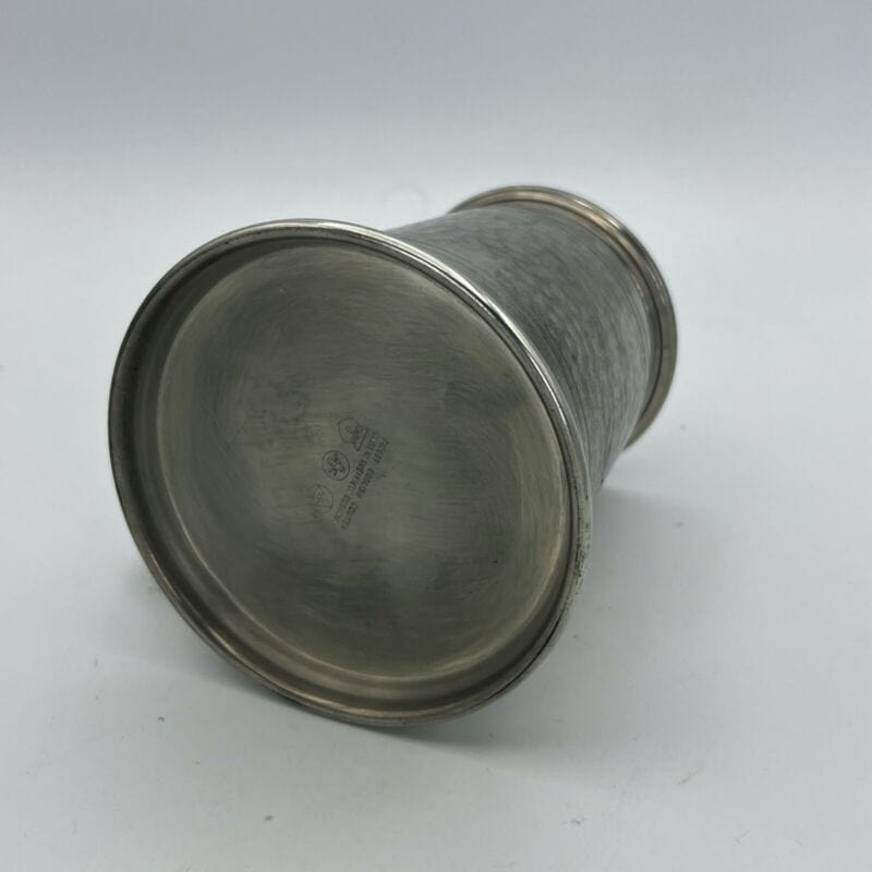 Portapenne da scrivania antico in metallo peltro boccale d'epoca 900 inglese Categoria Sheffield & Argento