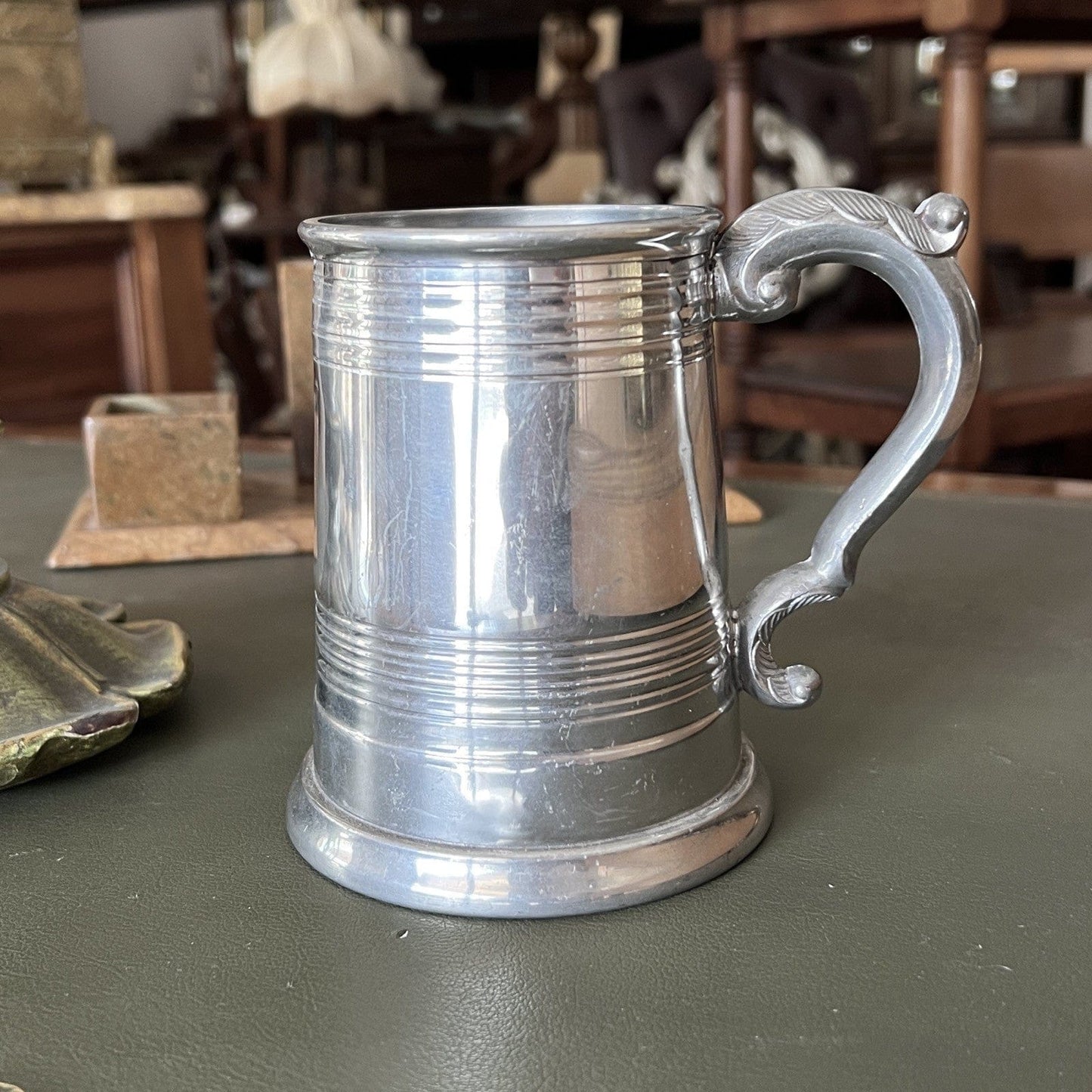 Portapenne da scrivania Antico in peltro e vetro boccale d'epoca 900 inglese Categoria Sheffield & Argento