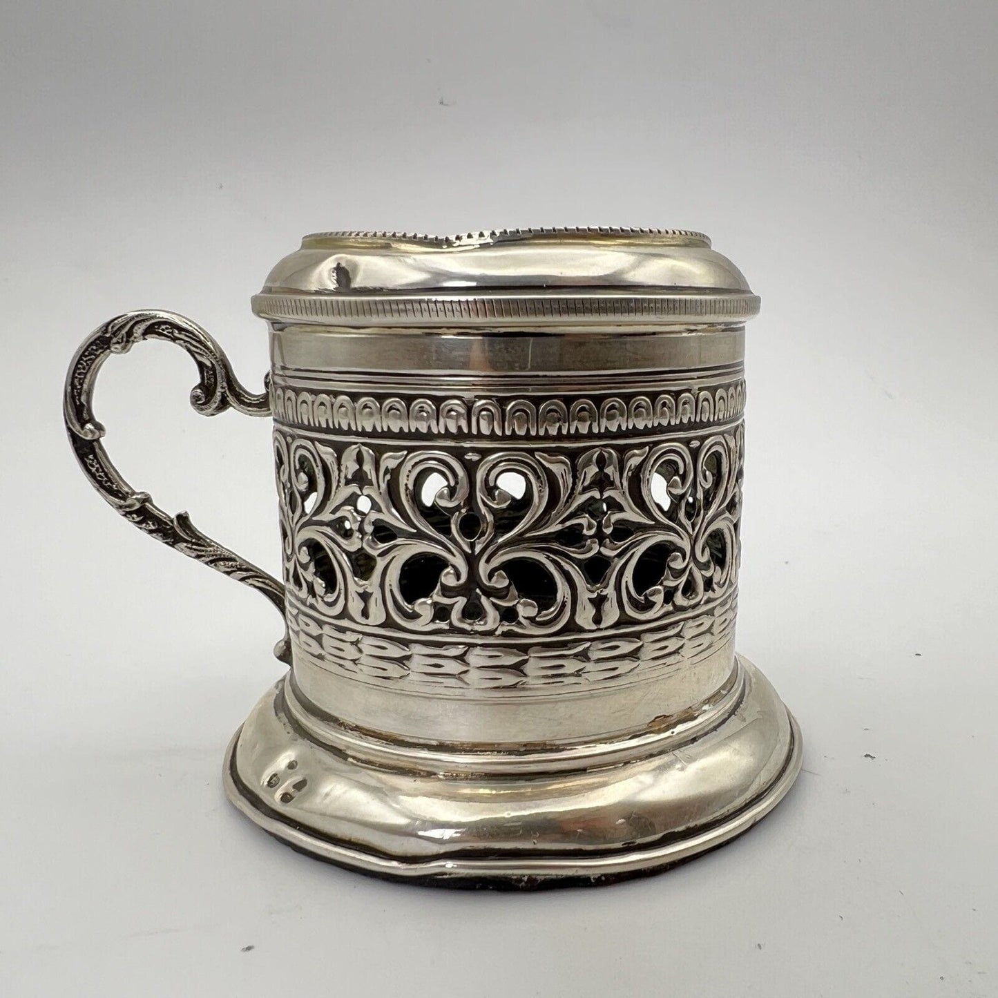 Portapenne da scrivania in argento 800 stile antico bicchiere silver anni 70 Categoria Sheffield & Argento