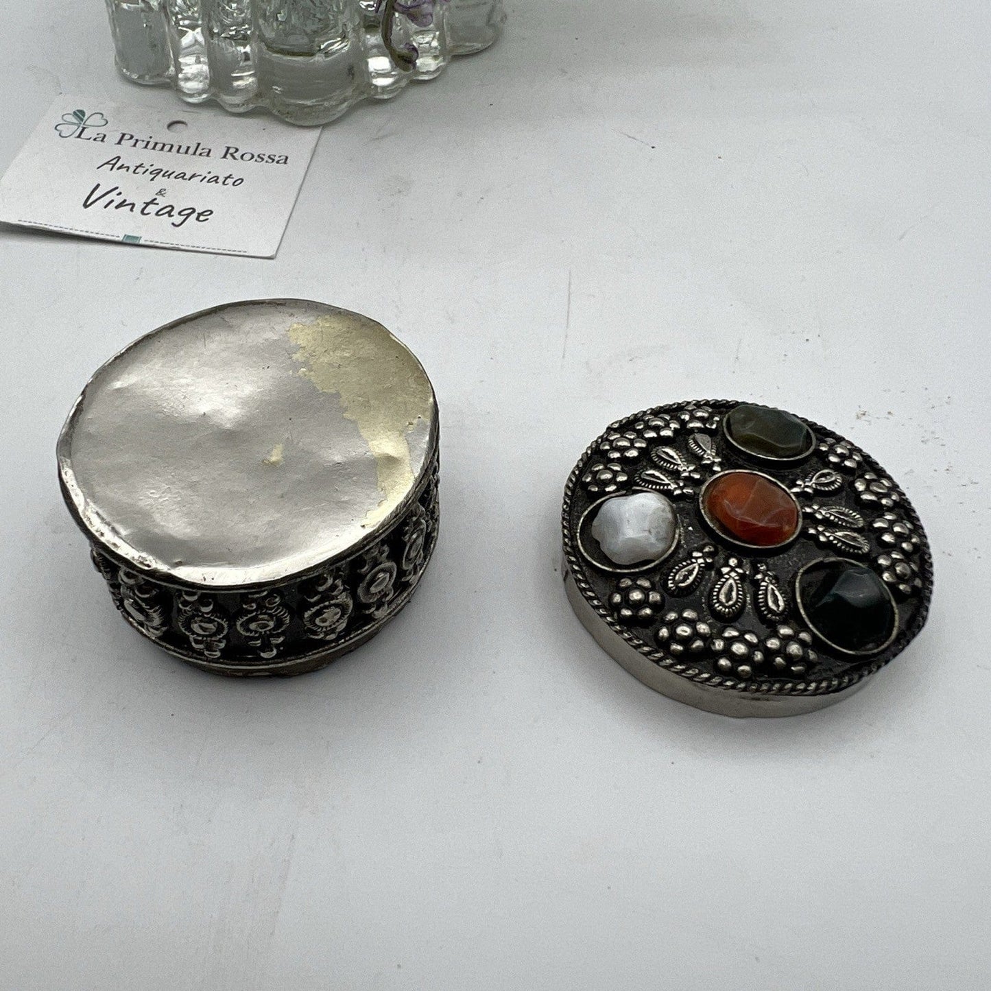 Portapillole vintage in Argento Silver plated Scatolina con pietre Indiana Categoria Sheffield & Argento