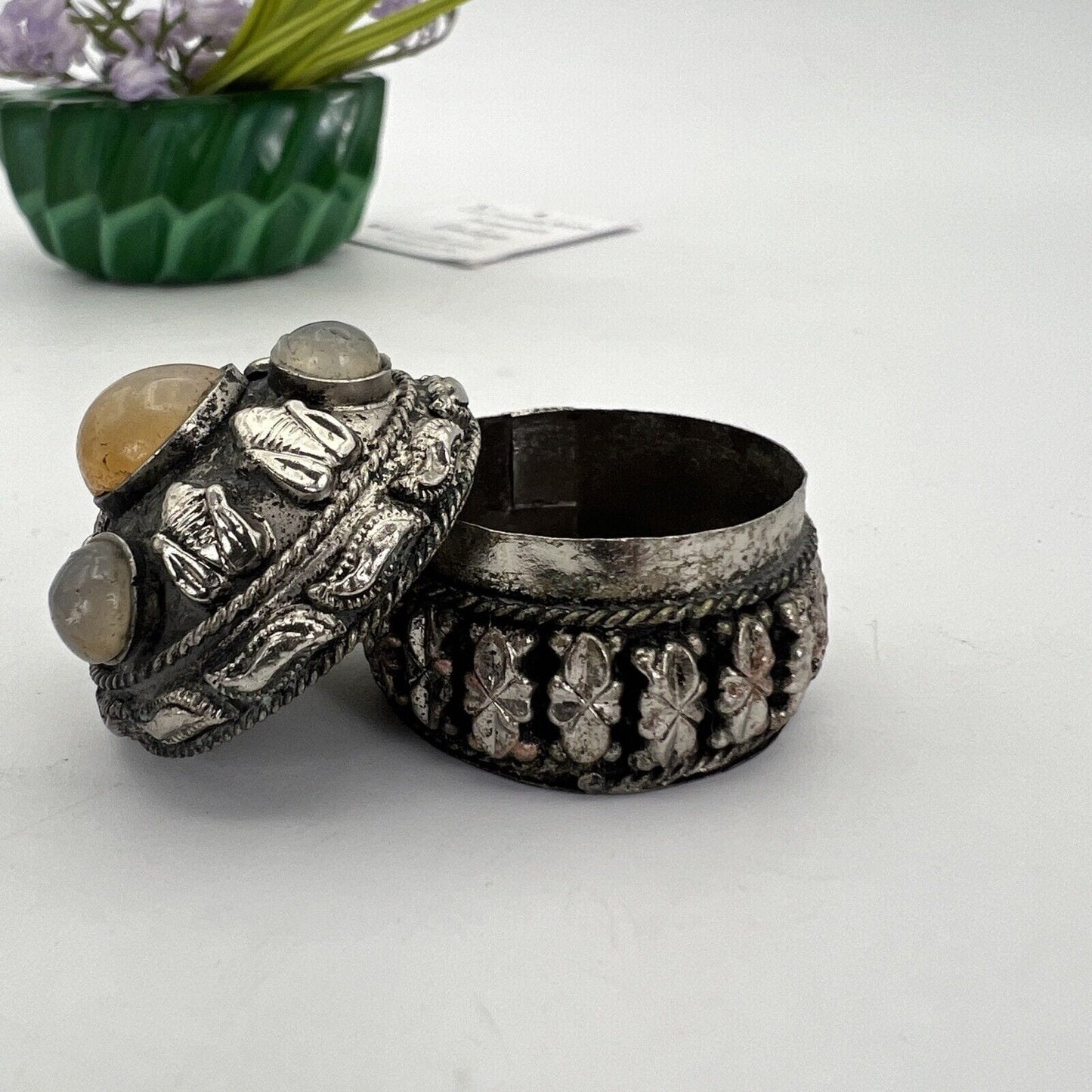 Portapillole vintage in Argento Silver plated Scatolina con pietre Indiana Categoria Sheffield & Argento