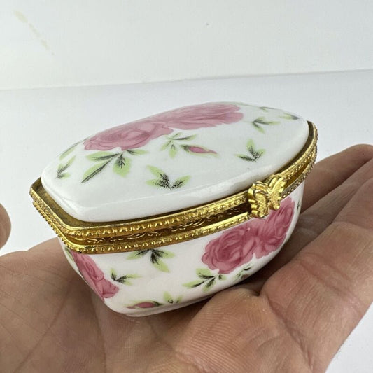 Portapillole vintage in porcellana Scatolina Portagioie scatolina Porta anelli Categoria Ceramiche e Porcellane