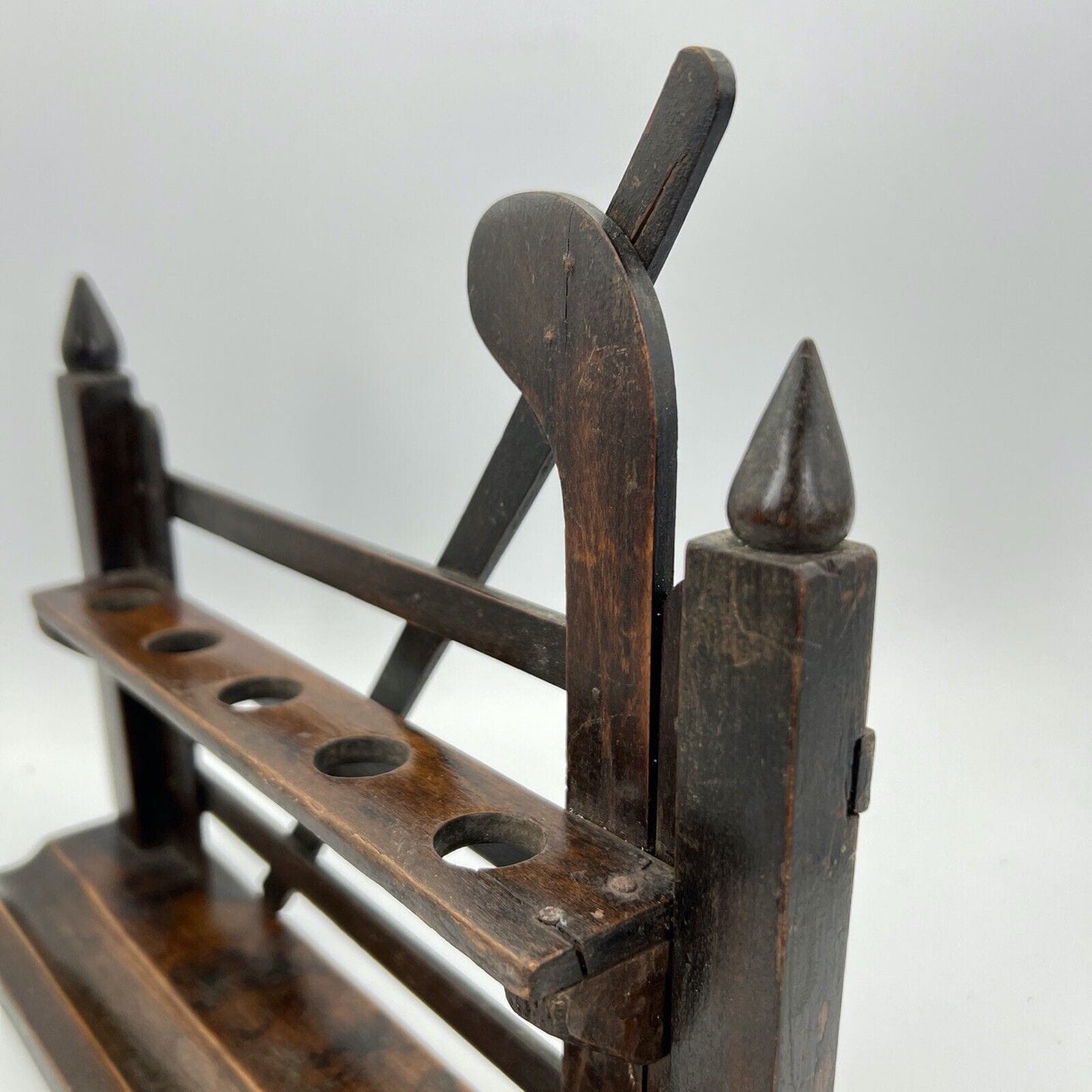 Portapipe antico in legno da tavolo 5 posti epoca 900 Stile Inglese anni 20 Categoria Oggetti per fumatori