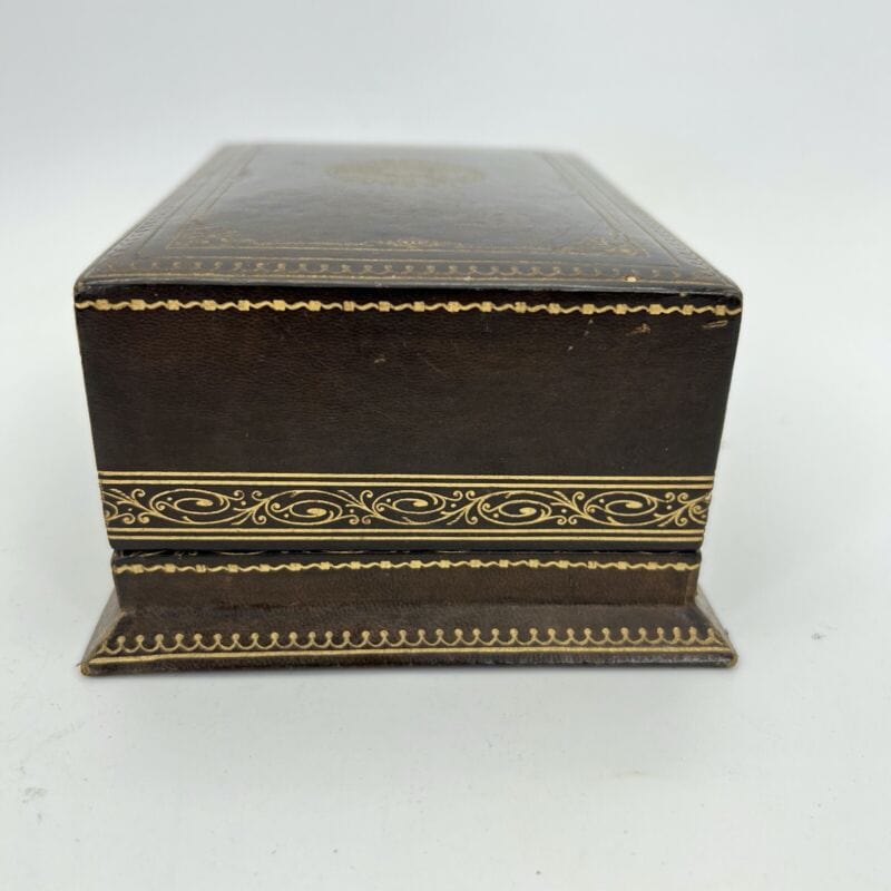 Portasigarette porta sigarette vintage in legno scatola pelle e oro stile antico Categoria Oggetti per fumatori