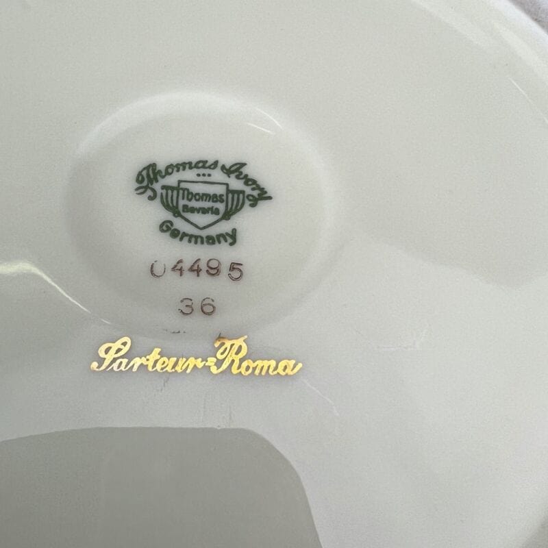 Potiche d'epoca in porcellana Bavaria Grande Vaso vintage decoro con rose e oro Categoria Vasi e Portafiori