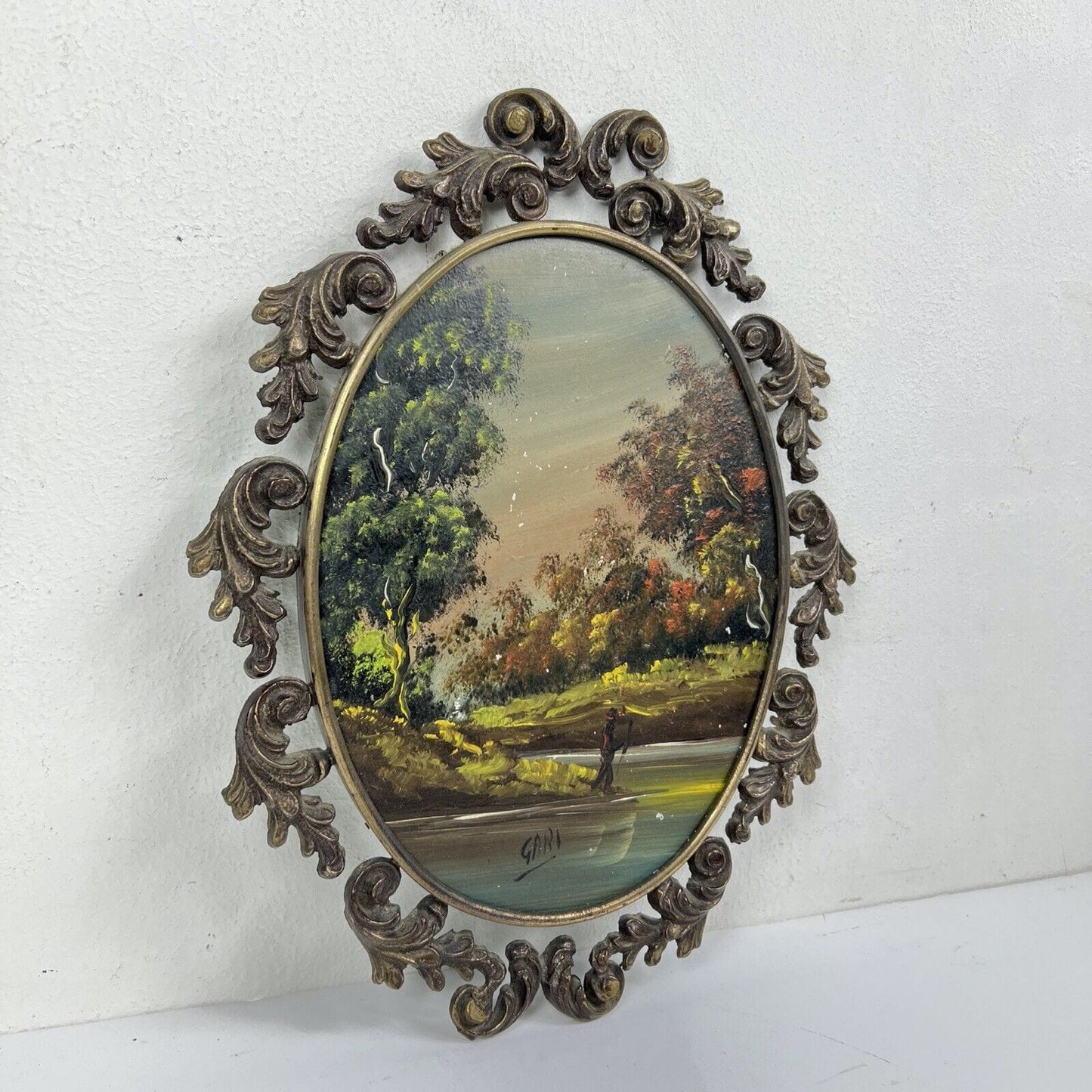 Quadretto antico vintage ovale dipinto con paesaggio cornice in ottone lavorato Categoria  Quadri