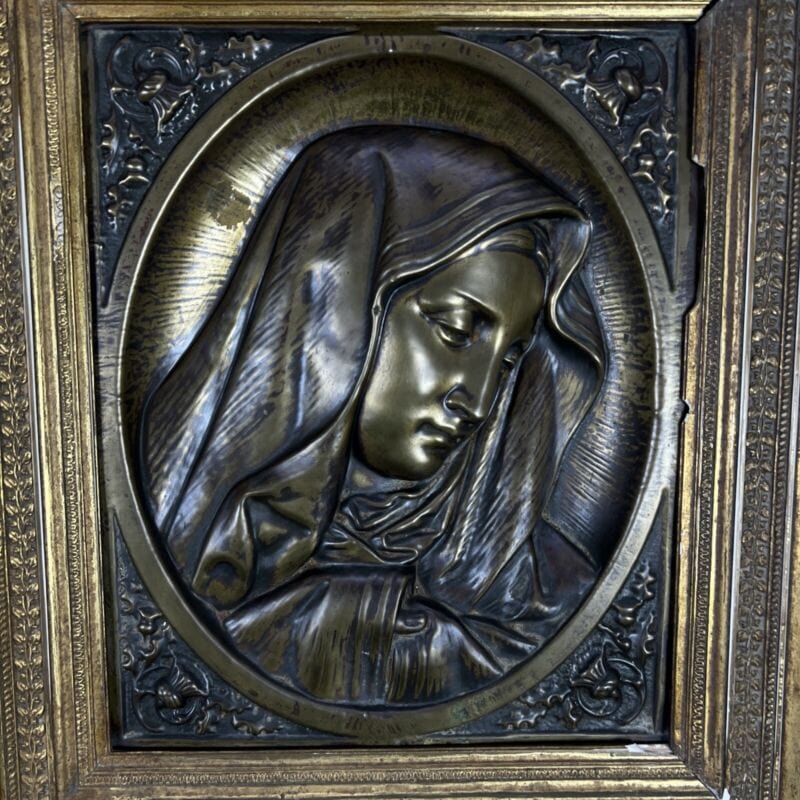 Quadro antico Madonna Addolorata bassorilievo in ottone bronzo con cornice 800 Categoria  Quadri