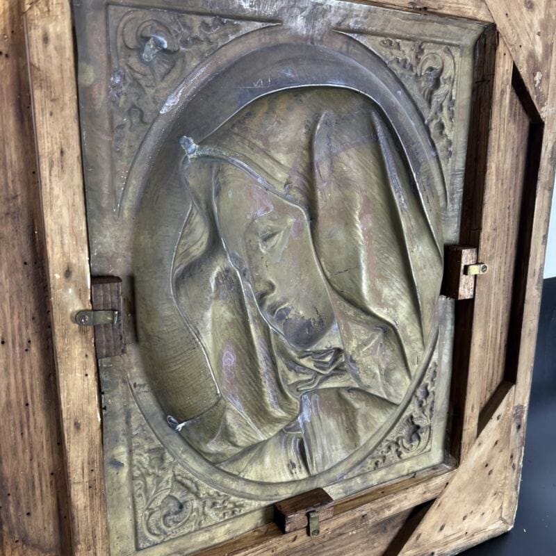 Quadro antico Madonna Addolorata bassorilievo in ottone bronzo con cornice 800 Categoria  Quadri