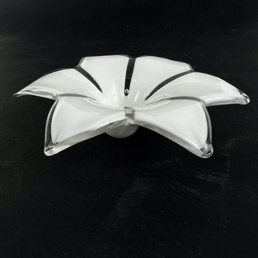 Ricambio lampadario vintage fiore bianco in vetro di murano ricambi originale Categoria  Lampade Appliques