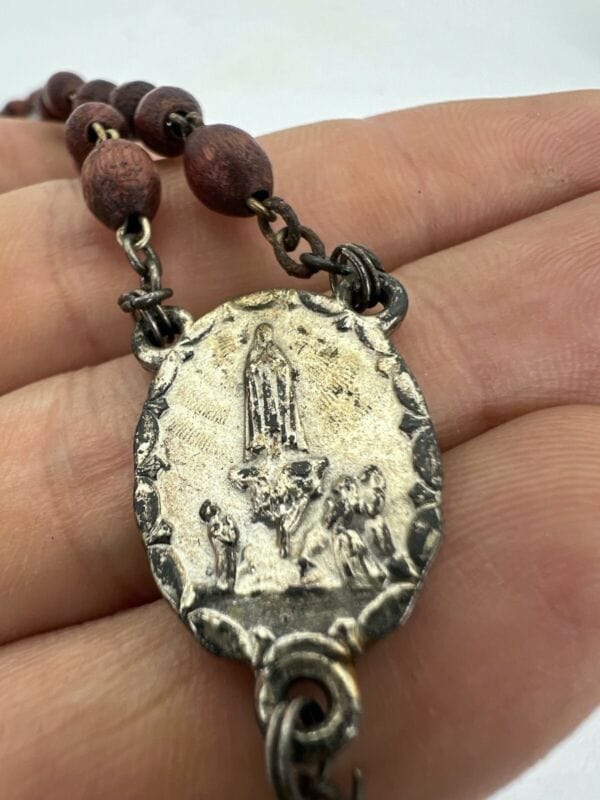 Rosario Madonna di Fatima in legno vintage crocifisso collana cattolica Categoria Oggetti sacri - rosari