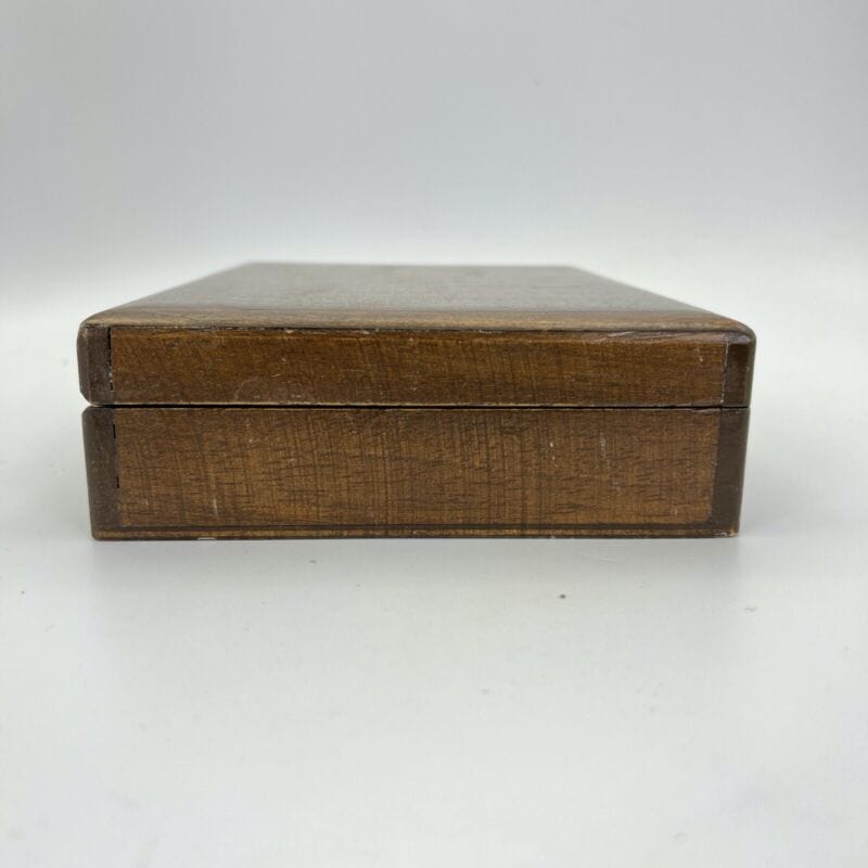 Scatola antica in legno da scrivania ufficio cofanetto portaoggetti epoca 900 Categoria  Scatole in legno