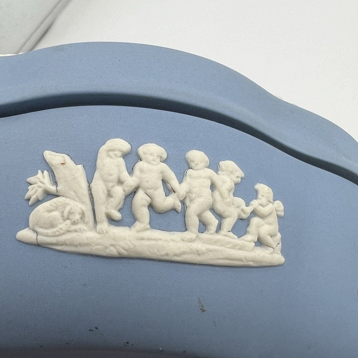 Scatola Portagioie in porcellana scatolina Wedgwood celeste Vintage Putti Angeli Categoria Scatoline portagioie