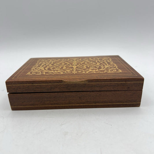 Scatola sorrentina vintage con portasigarette di sorrento in legno intarsiata Categoria  Scatole in legno