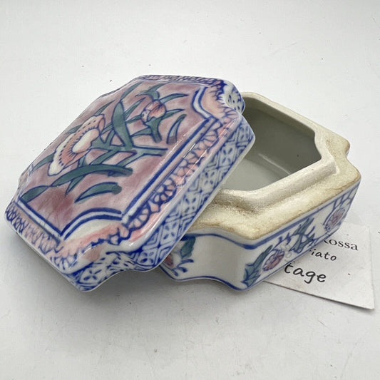 Scatolina vintage in porcellana scatola quadrata ceramica Cinese portagiogie Categoria  Altro