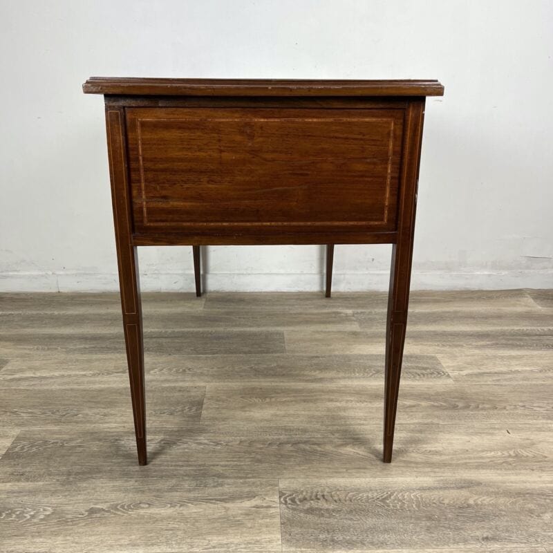 Scrivania scrittoio Tavolo in stile antico Luigi XVI legno con piano pelle Verde Categoria Scrittoi & Ribalte