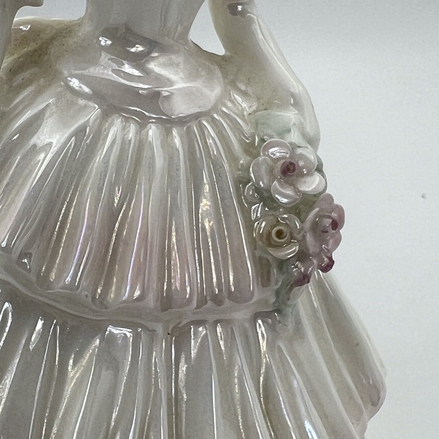 Scultura Statuina in Porcellana inglese Coalport Dama vintage da collezione 1992 Categoria Statuine