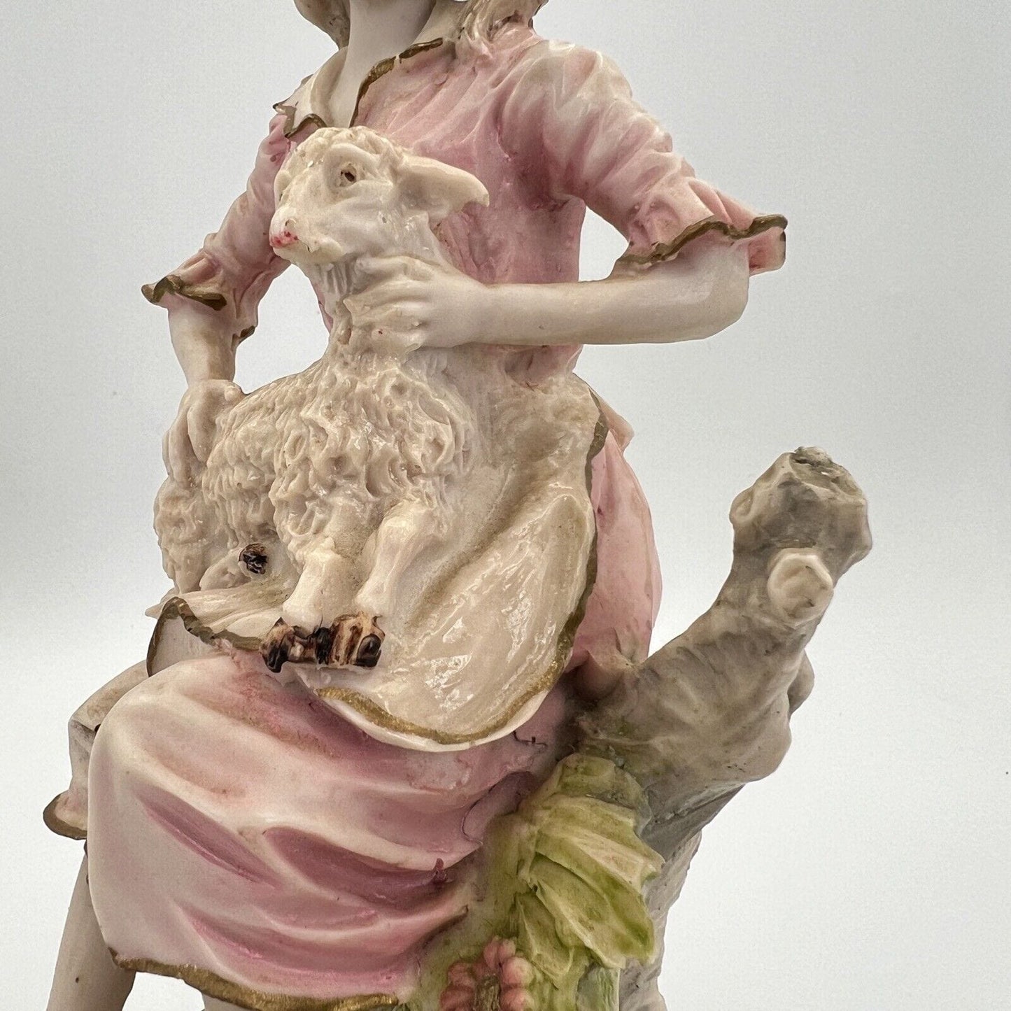 Scultura Statuina vintage di Ragazza Fanciulla con Agnello base in legno anni 70 Categoria Statuine