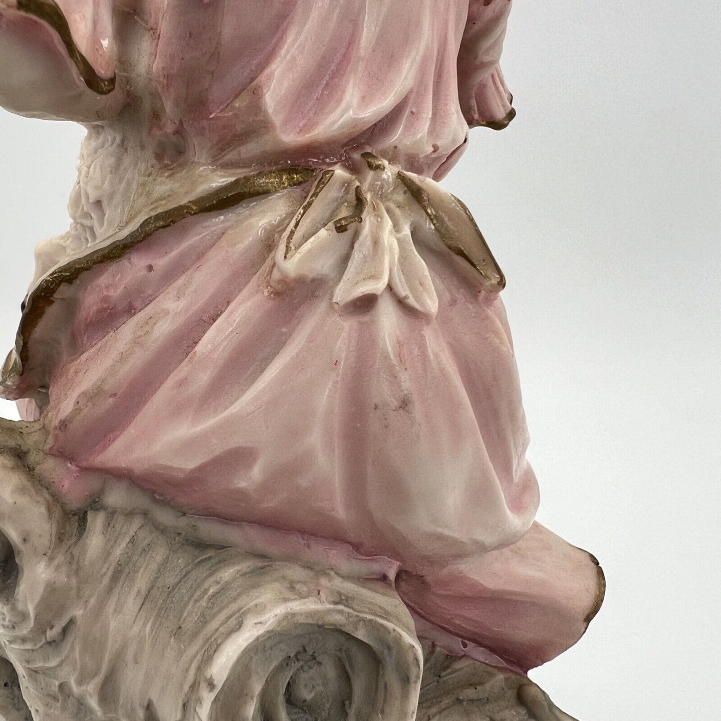 Scultura Statuina vintage di Ragazza Fanciulla con Agnello base in legno anni 70 Categoria Statuine