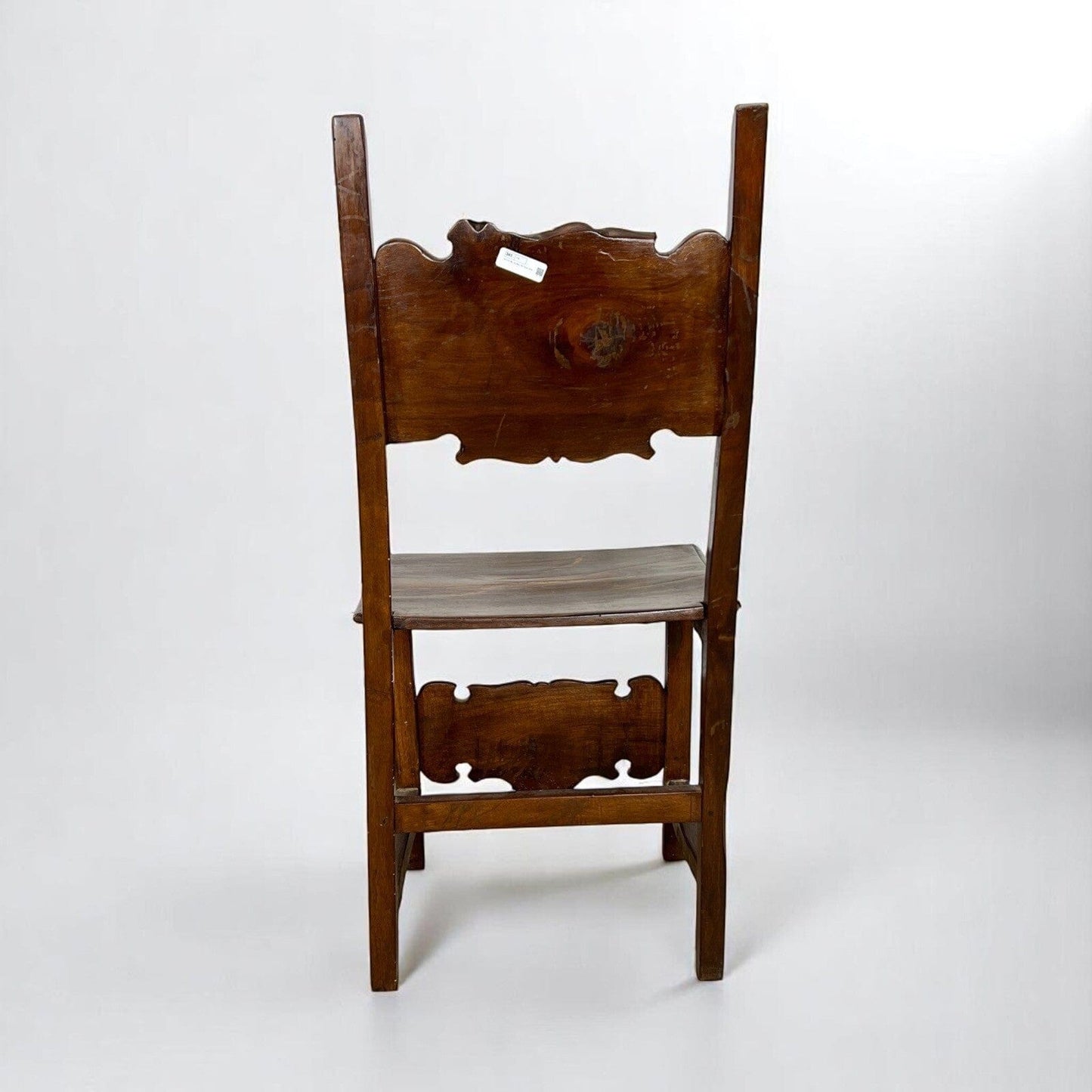 Sedia Antica In legno di Noce Epoca '800 Veneta Intagliata stile Rinascimento Categoria Sedie