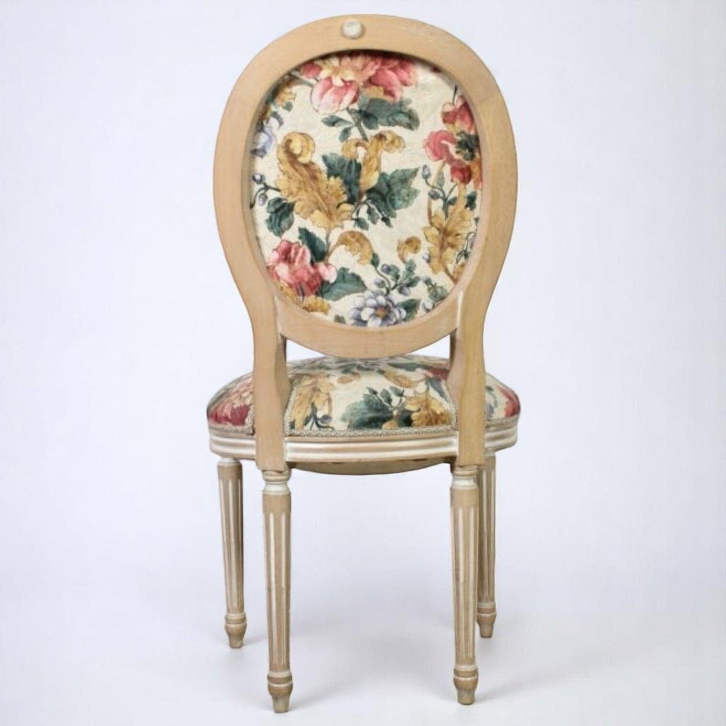 Sedia imbottita shabby vintage poltrona poltroncina in stile antico Luigi XVI . Categoria Sedie
