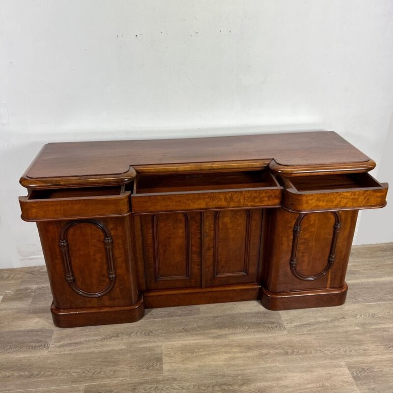 Servante credenza antica inglese epoca vittoriana mobile salone mogano Madia 800 Categoria Servante - Servantini