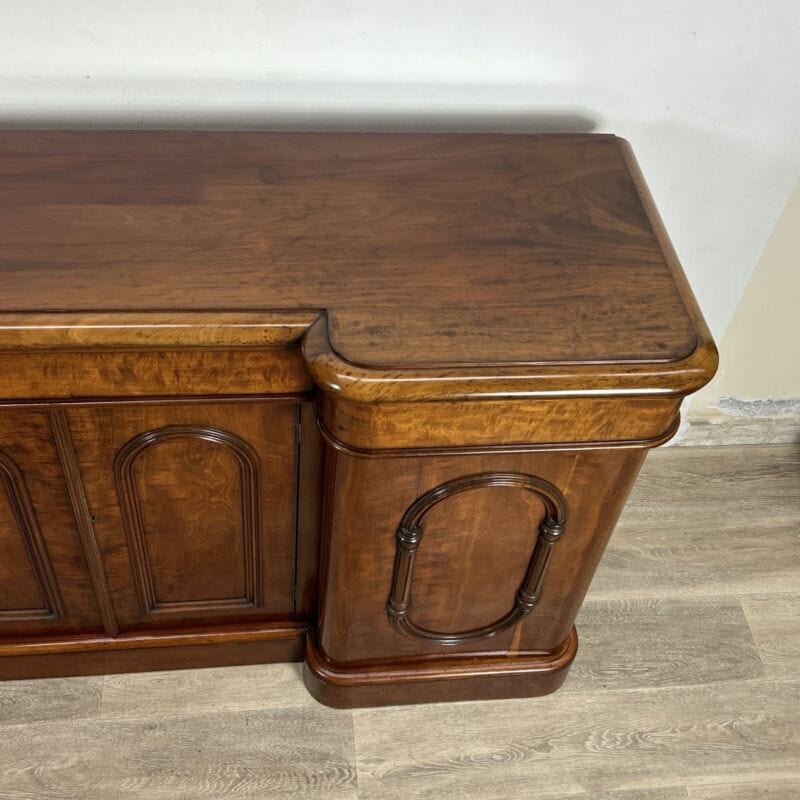 Servante credenza antica inglese epoca vittoriana mobile salone mogano Madia 800 Categoria Servante - Servantini