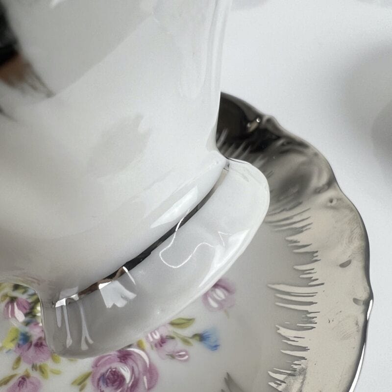 Servizio da caffe antico in porcellana Bavaria tazze tazzine a fiori e argento Categoria Servizio tazze - Tazze