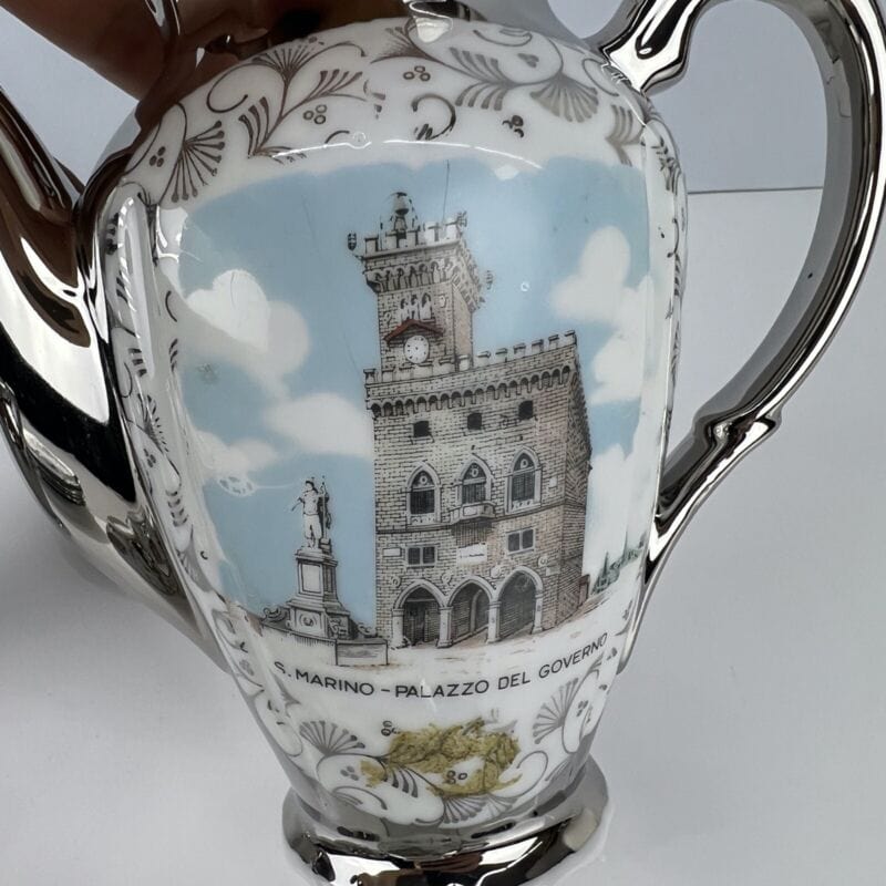 Servizio da caffe antico in porcellana decoro argento Bavaria San Marino tazzine Categoria Servizio tazze - Tazze