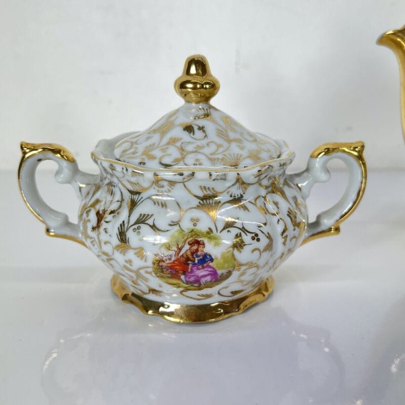 Servizio da tè the antico in porcellana Bavaria anni 40 tazze tazzine oro 19pz Categoria Servizio tazze - Tazze