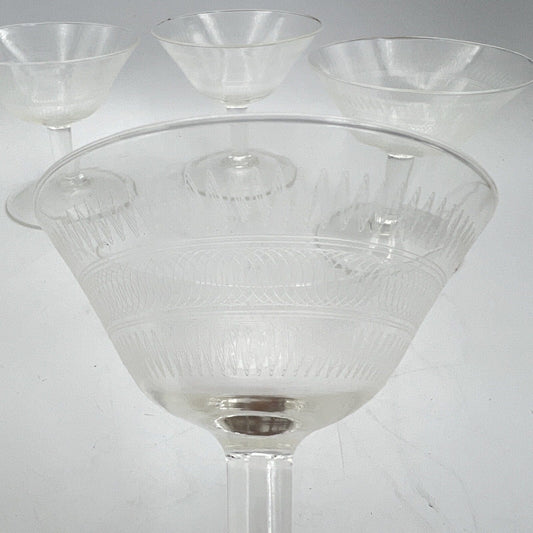 Servizio di Bicchieri vetro a calice vintage in cristallo Champagne anni 50 Categoria Vetri e Cristalli