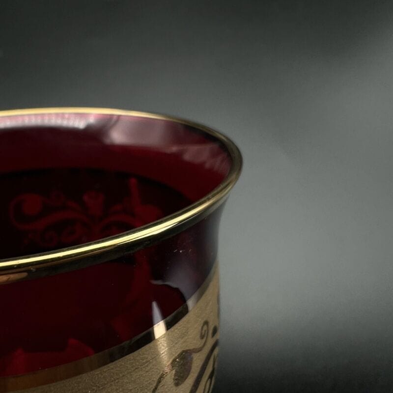 Set Bicchieri vintage in vetro da Vino per aperitivo a calice Anni 70 Rosso Oro Categoria Vetri e Cristalli