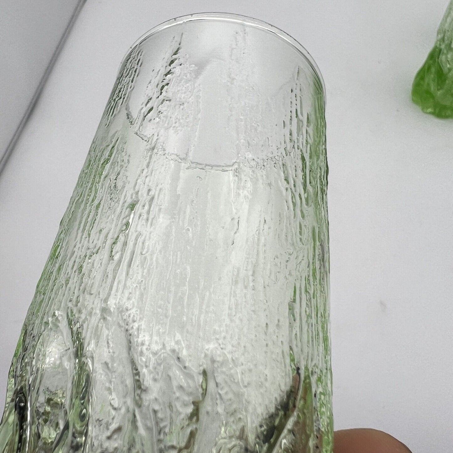 Set di Bicchieri Alti vintage anni 70 in vetro Verde da per Bibita Cocktail Categoria Vetri e Cristalli