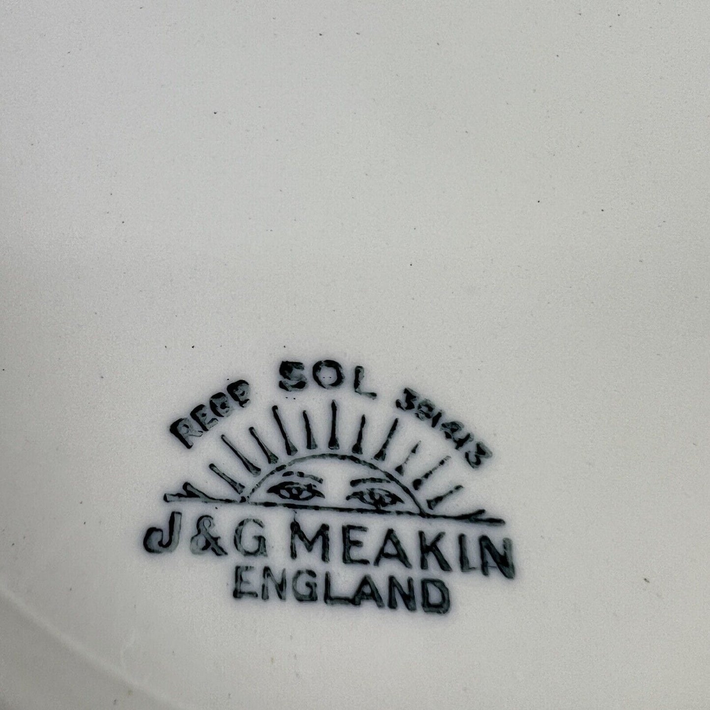 Set di due posto tavola inglese in ceramica d'epoca stile art Decò Narcisi '20 Categoria Piatti e Piattini