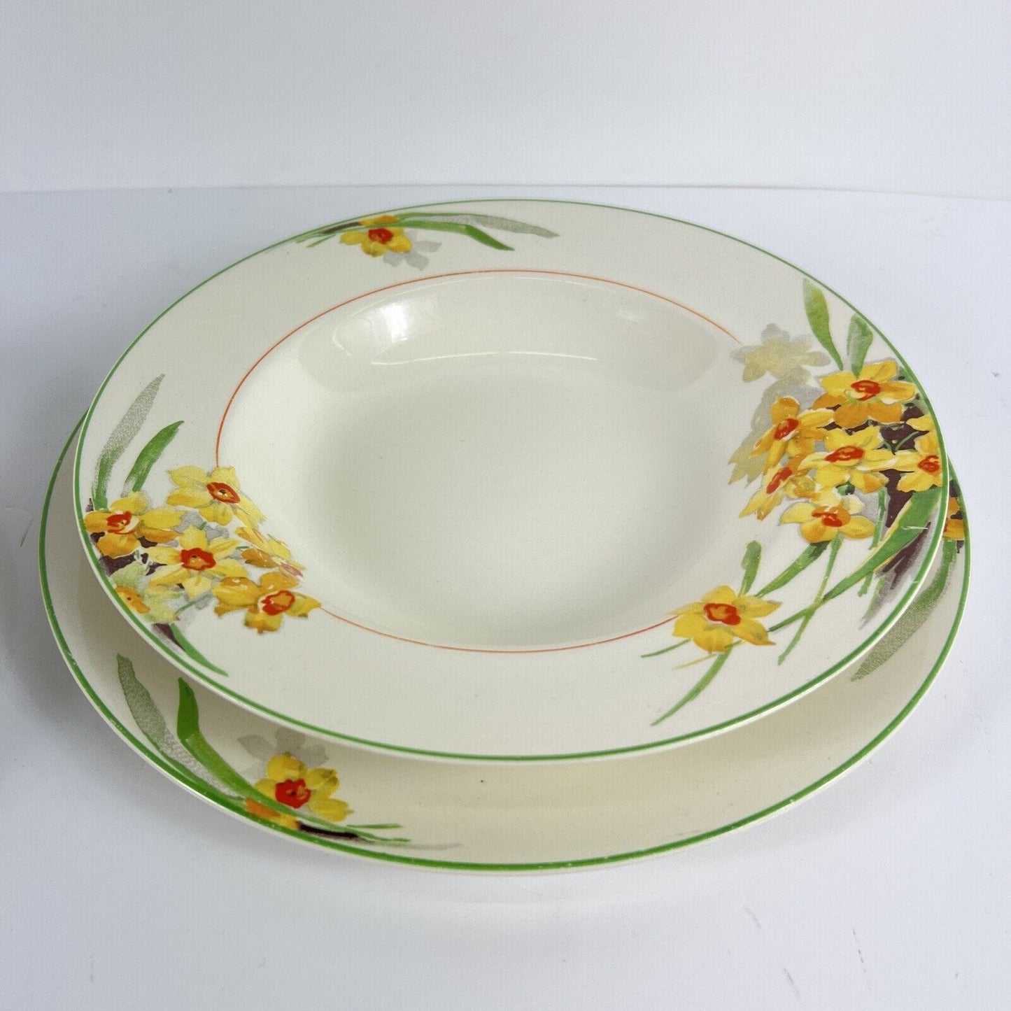 Set di due posto tavola inglese in ceramica d'epoca stile art Decò Narcisi '20 Categoria Piatti e Piattini