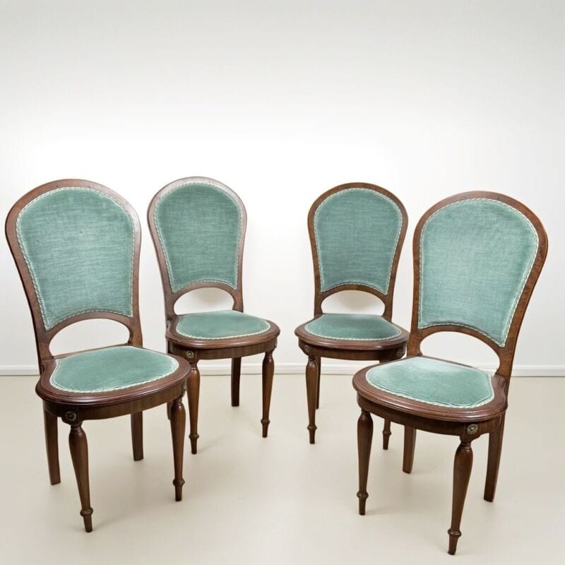 Set di quattro Sedie antiche Francesi anni 20 30 in legno sedia imbottita Verde Categoria Sedie